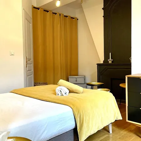 Turgot - Antiguo Palacete Privado - Luminoso Apartamento Ruan
