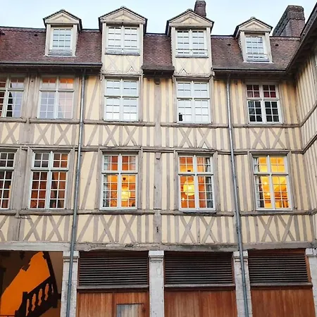 Turgot - Antiguo Palacete Privado - Luminoso Apartamento